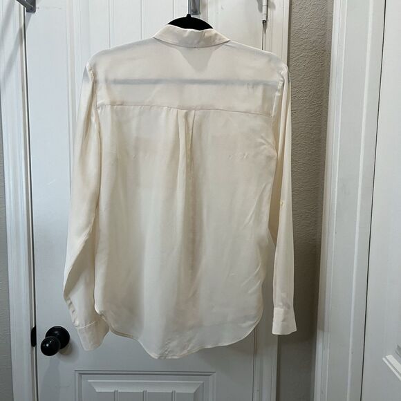 Ann Taylor Silk Roll Tab Sleeves Button Up Shirt Cream Womens Size XS 100% Silk - Picture 9 of 12